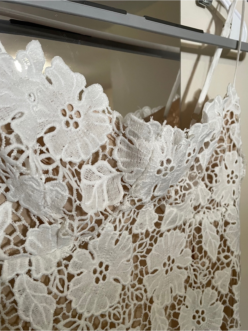 New, Amazon White Lace Overlay beige Slip Womens Dress size M maxi, form fitting - Picture 6 of 10